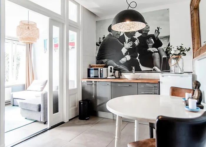 Loren / Fellini Apartamento Zandvoort